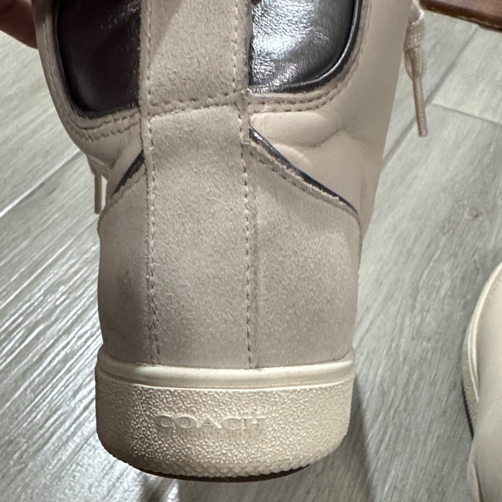 Coach leather Cream Casual Sneakers - Picture 3 of 11